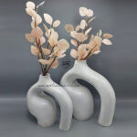 تصویر گلدان رومیزی دفرمه طوسی-طلایی
