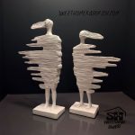 تصویر دکوری مجسمه 2سایز دختر باد شیری