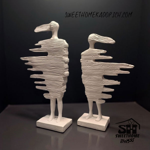 تصویر دکوری مجسمه 2سایز دختر باد شیری